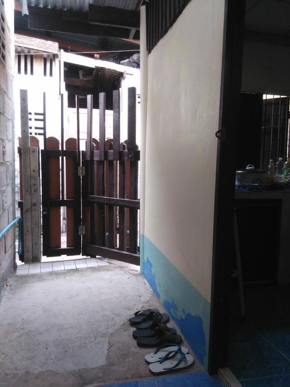 Patchaya Guesthouse Amphawa Eksteriør billede