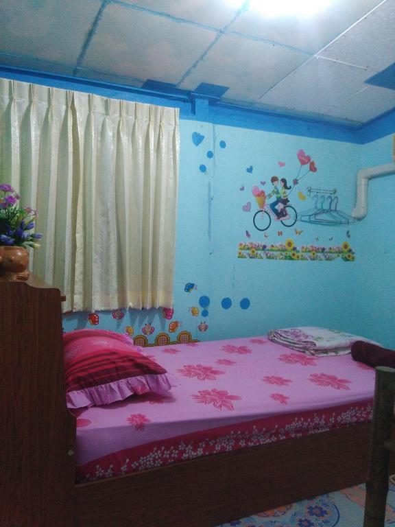 Patchaya Guesthouse Amphawa Eksteriør billede