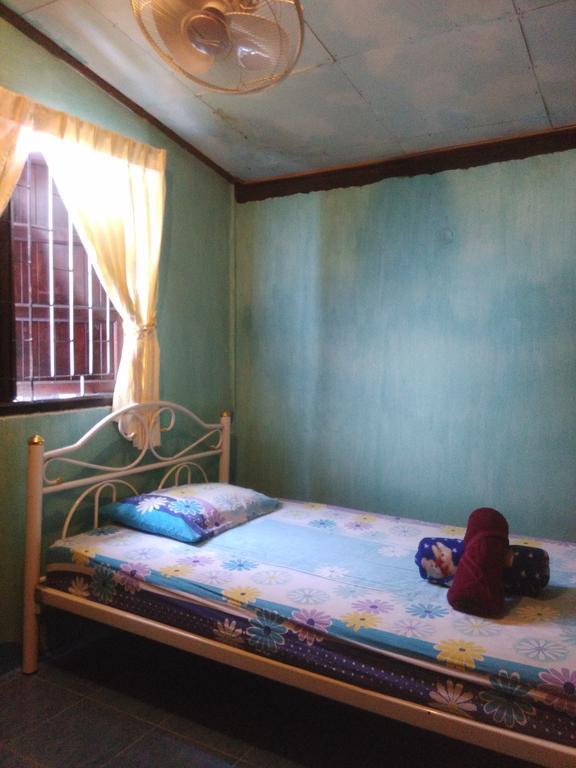 Patchaya Guesthouse Amphawa Eksteriør billede