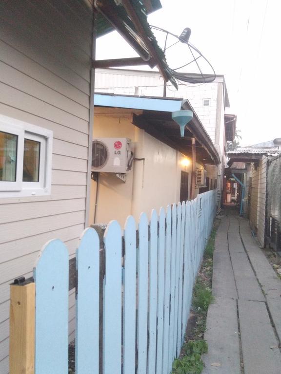 Patchaya Guesthouse Amphawa Eksteriør billede