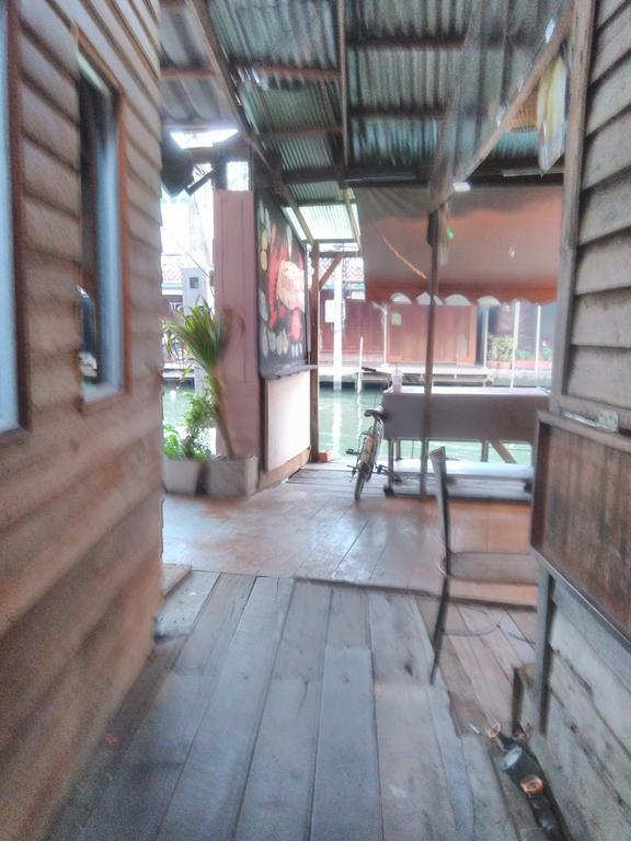 Patchaya Guesthouse Amphawa Værelse billede